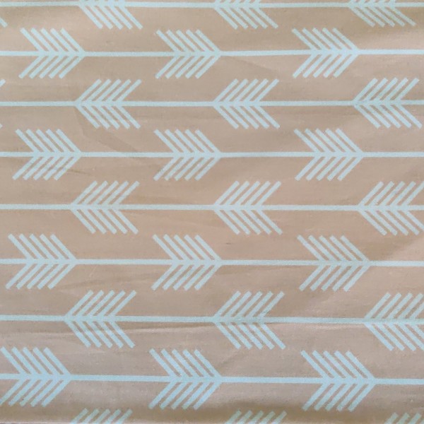 Coupon tissu - flèches blanche .. sur fond nude / rosé - coton - 40x50cm - Photo n°1