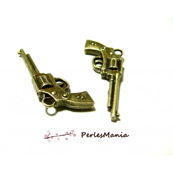 Lot de 5 pendentifs Revolver 3D , pistolet, fusil métal couleur Bronze OB3637 - Photo n°1