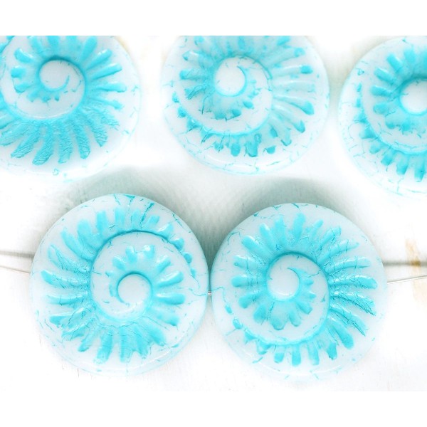4pcs Opaque Blanc Bleu Patine Nautilus Fossiles d'Escargots en Coquille d'Ammonite Plat Rond Spirale - Photo n°1