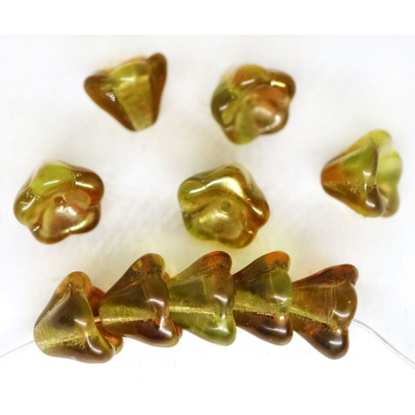 16pcs Cristal d'Olive Olivine Vert de la Moitié de l'Or l'Éclat de Bell Perles de Bouchons de Fleur - Photo n°1