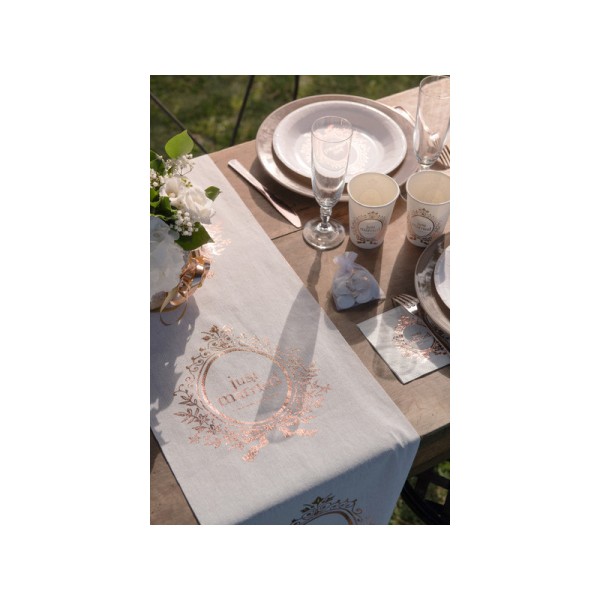 Chemin de table Just Married rose gold - Photo n°2