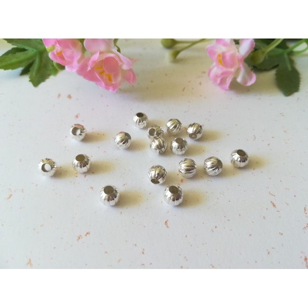 Perles métal strié 6 mm argenté x 20 - Photo n°1