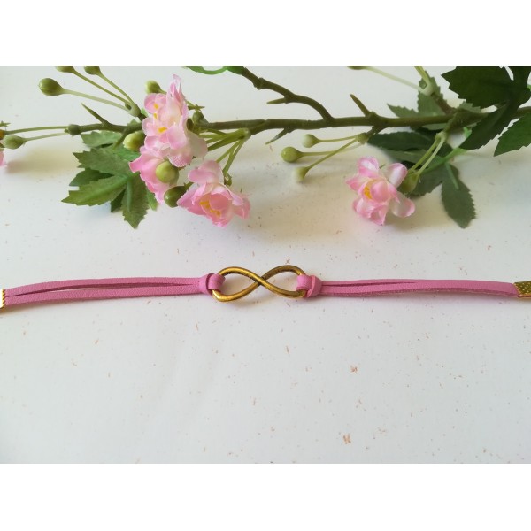 Kit de bracelet suédine faux cuir rose avec lien infini doré - Photo n°2