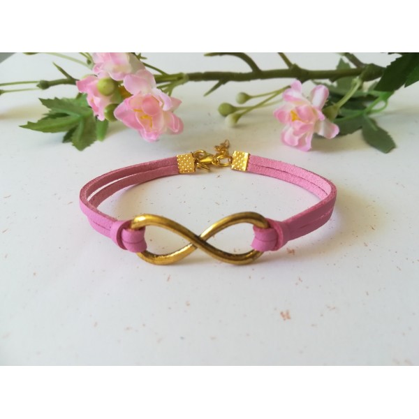 Kit de bracelet suédine faux cuir rose avec lien infini doré - Photo n°1