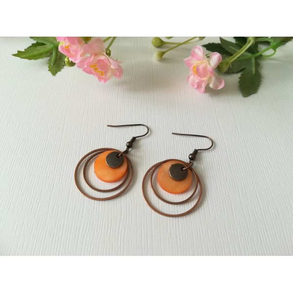 Kit boucles d'oreilles anneaux cuivre et sequin nacre orange - Photo n°1