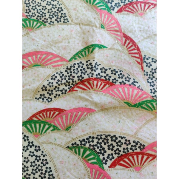 Coupon tissu japonais - motif éventail - coton - 56x51cm - Photo n°1