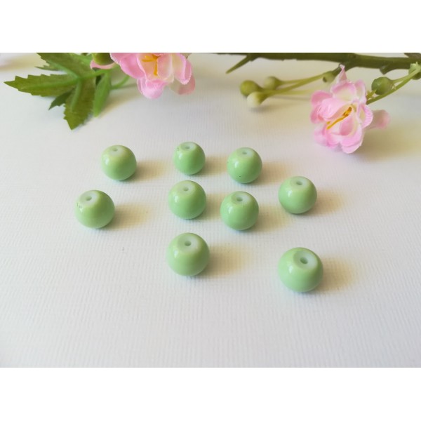 Perles en verre ronde  10 mm vert pale x 10 - Photo n°1