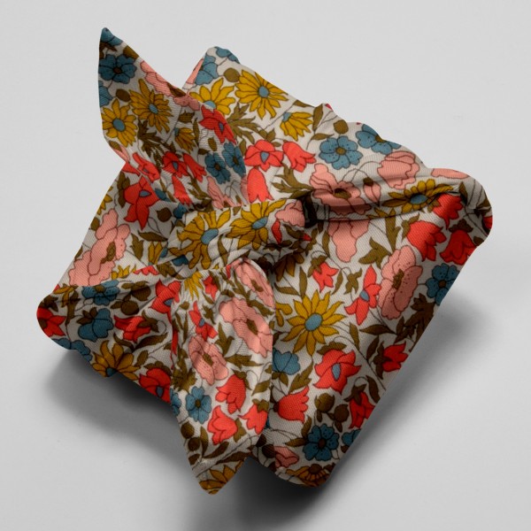 Tissu coton léger - Liberty Poppy and Daisy Édition 40 ans - Par 10 cm - Photo n°4