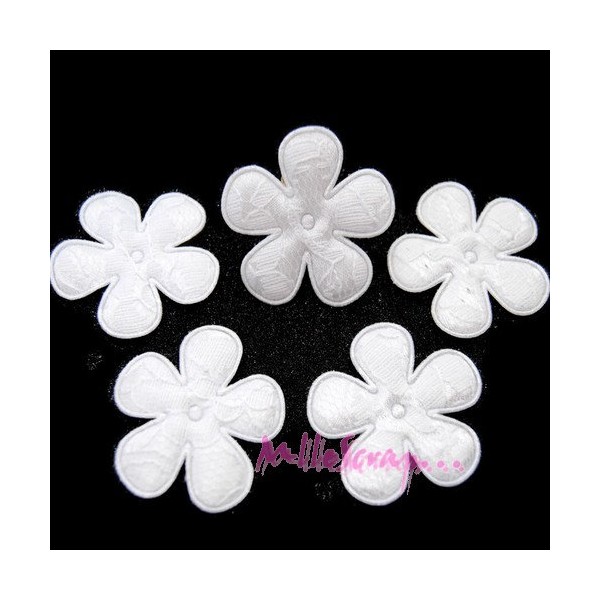 Appliques fleurs tissu dentelle blanc - 5 pièces - Photo n°1