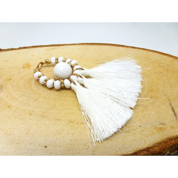 1 Pendentif à franges, pompon et perles blanc 8*6cm forme goutte - Photo n°1