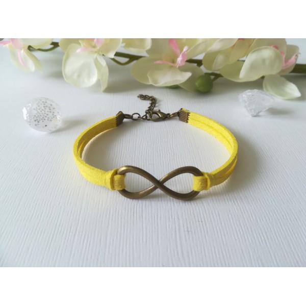 Kit de bracelet suédine jaune et lien infini bronze - Photo n°1