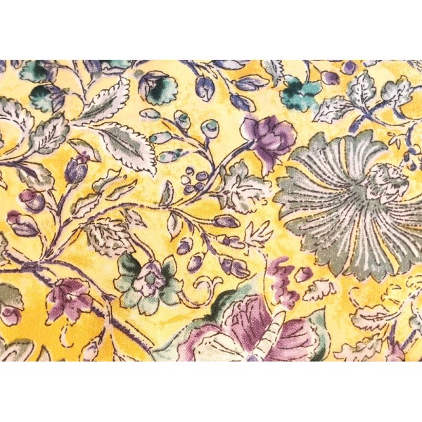 Coupon tissu - papillon et fleur bleu sur fond jaune - coton - 40x50cm - Photo n°1