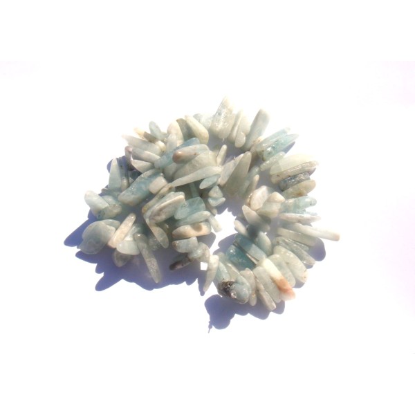 Aigue Marine multicolore très pâle : 16 Aiguillettes 14/29 MM de hauteur environ - Photo n°1