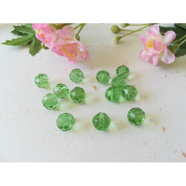 Perles en verre ronde à facette 8 mm vert clair x 20 - Photo n°2