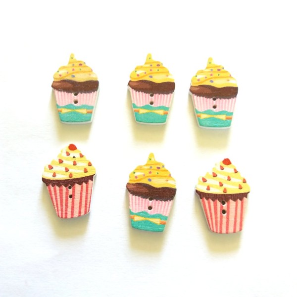 6 Boutons cupcake multicolore – bri443 n6 - Photo n°1