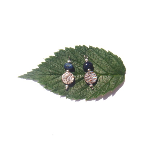 Abalone et Nacre teintée : Paire de MINI pendentifs 2.4 CM de hauteur x 8 MM - Photo n°1