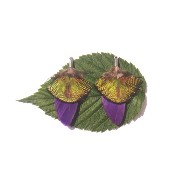 Paire de pendentifs Paon et Oie teintée violet  4.2 CM de hauteur x 2.9 CM - Photo n°1