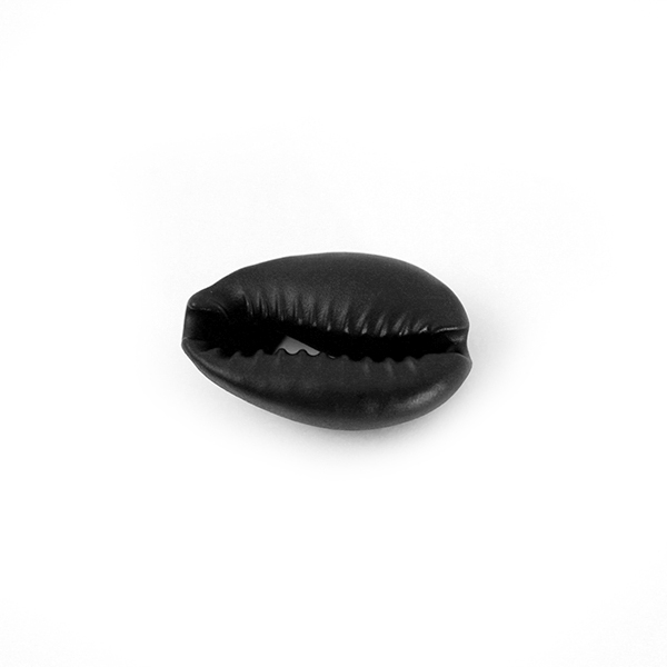 Coquillage noir mat 18-20mm - Photo n°1