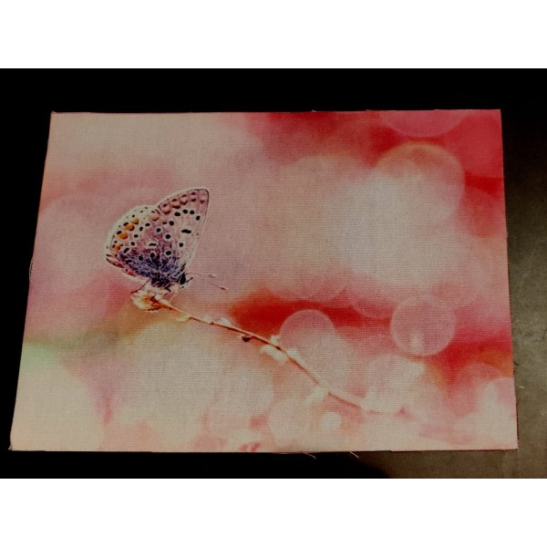 Coupon tissu - papillon sur une brindille - coton épais - 20x15cm - Photo n°1