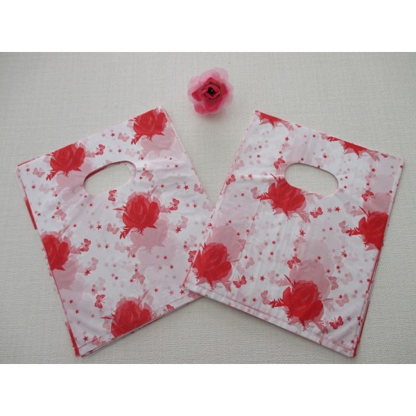 Sachets plastique 15 x 20 cm motif à fleurs rouges x 10 - Photo n°1