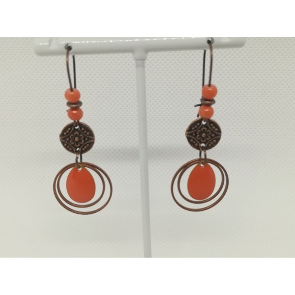 Kit de boucles d'oreilles anneaux fermés cuivre rouge et sequin émail orange - Photo n°1