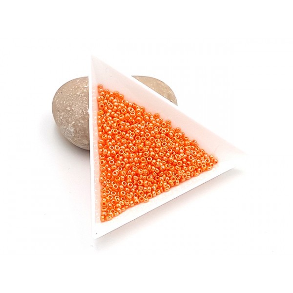 15 Grammes De Perles Miyuki Rocailles 11/0 Opaque Light Orange Luster 423 - Photo n°1