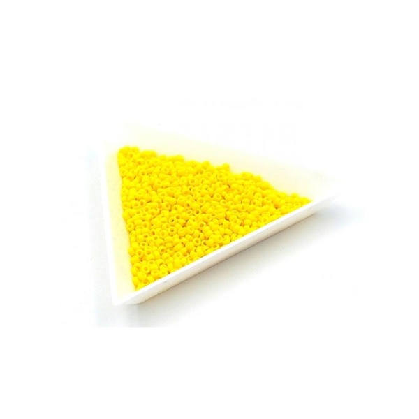 15 Grammes De Perles Miyuki Rocailles 11/0 Opaque Yellow 404 - Photo n°1