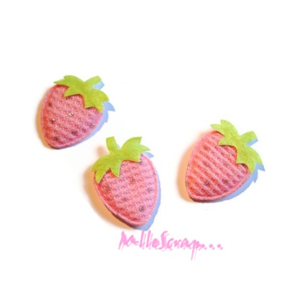 Appliques fraises tissu rose clair - 5 pièces - Photo n°1