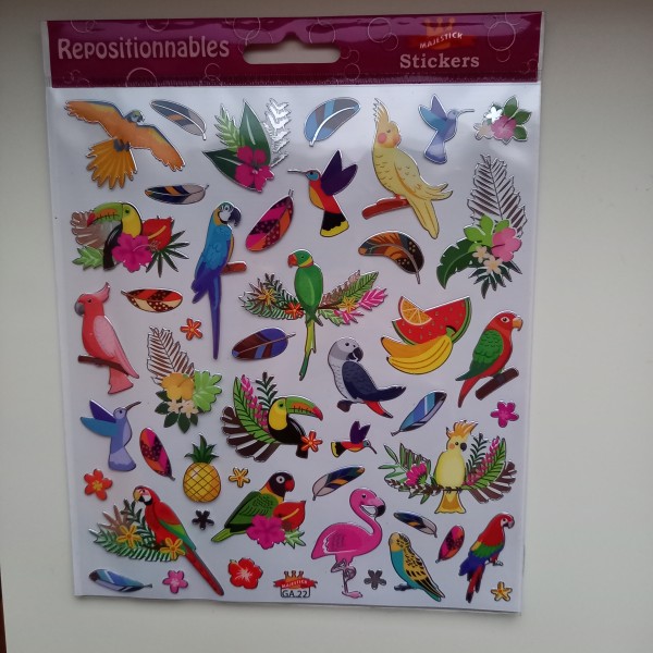Gommettes stickers, sur le thème des oiseaux, perroquets, flamants, toucan - Photo n°1