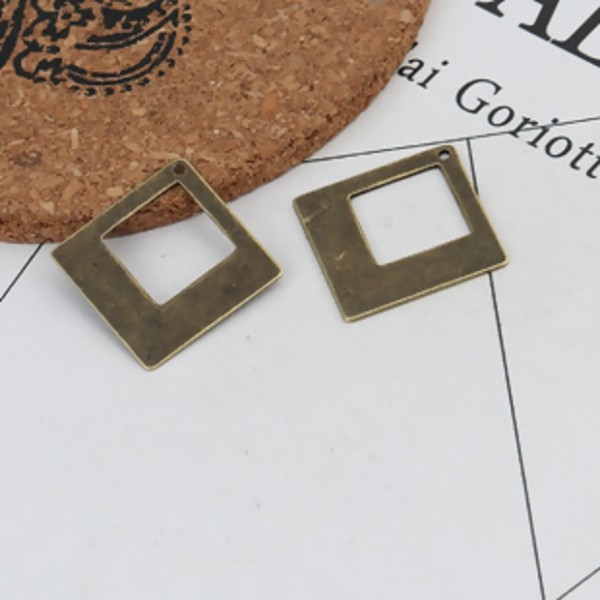 Pendentif métal losange bronze 30 mm x 2 - Photo n°1