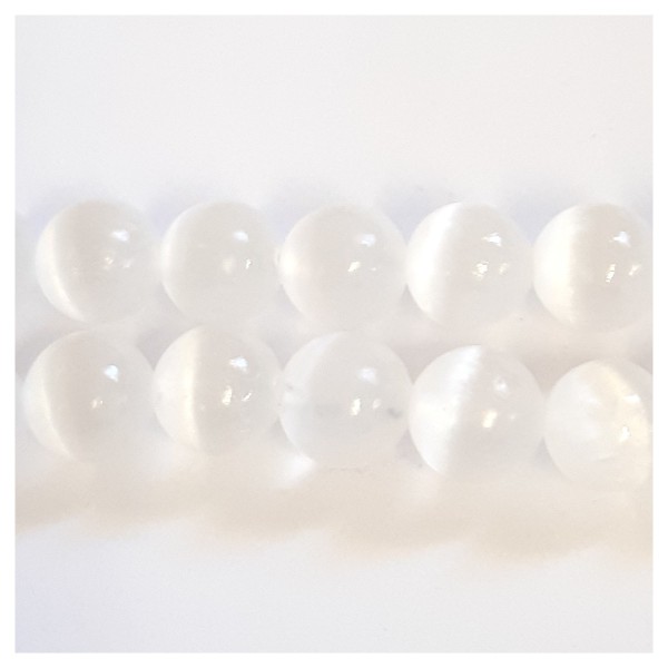 Fil de 46 perles rondes 8mm 8 mm en calcite optique blanche - Photo n°1