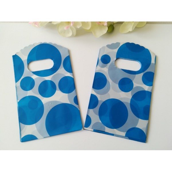 Sachets plastique cadeaux 15 x 9 cm bleus et blancs  x 10 - Photo n°1