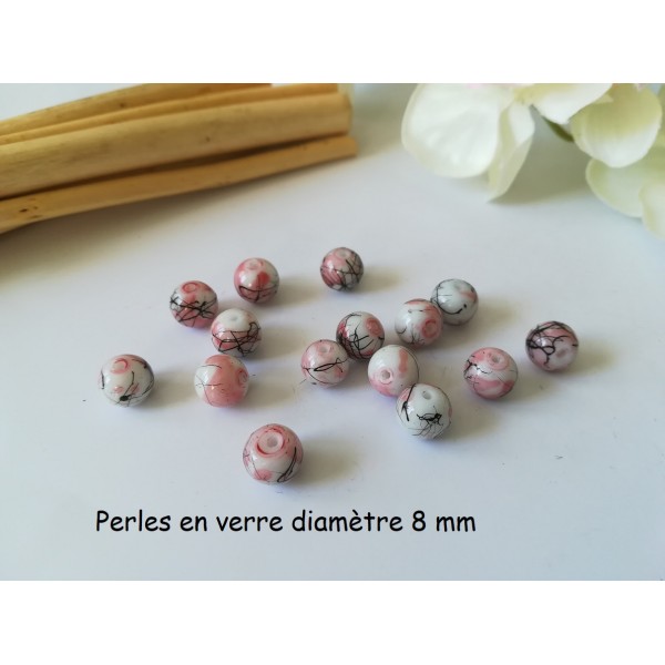 Perles en verre 8 mm blanc, rose pale et tréfilé noir x 20 - Photo n°1