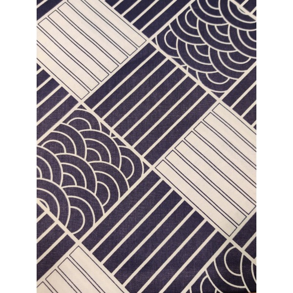 Coupon tissu japonisant - carré à motif japonais - coton - 50x40cm - Photo n°1