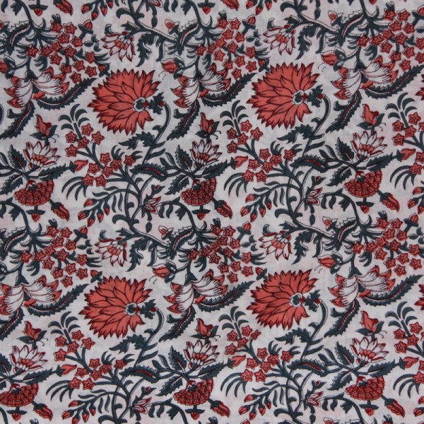 Tissu fleuri en voile de coton batik en 110 cm x 50 cm - Photo n°2
