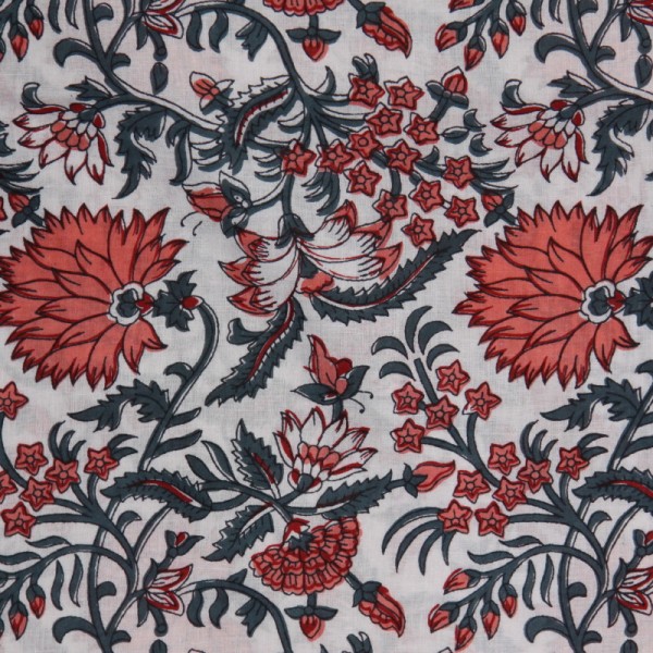 Tissu fleuri en voile de coton batik en 110 cm x 50 cm - Photo n°1