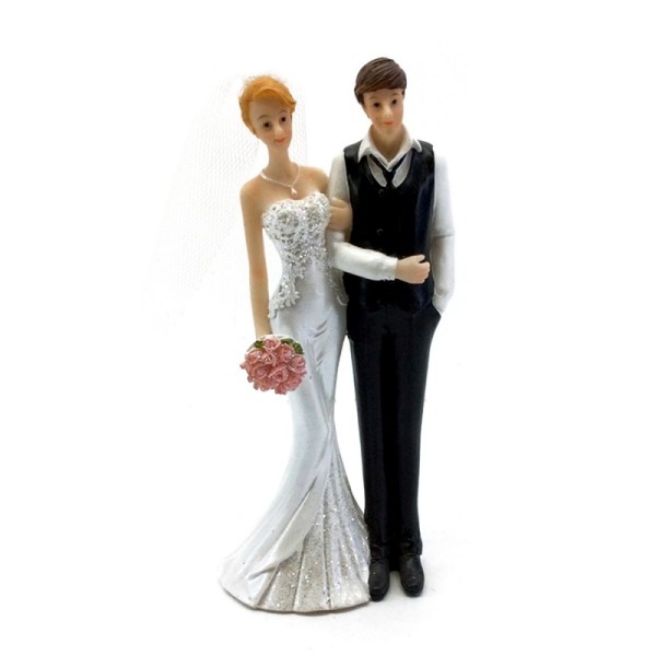 Couple de mariés se tenant le bras, haut.15,5 cm, figurine traditionnelle, pièce montée, mariage - Photo n°1
