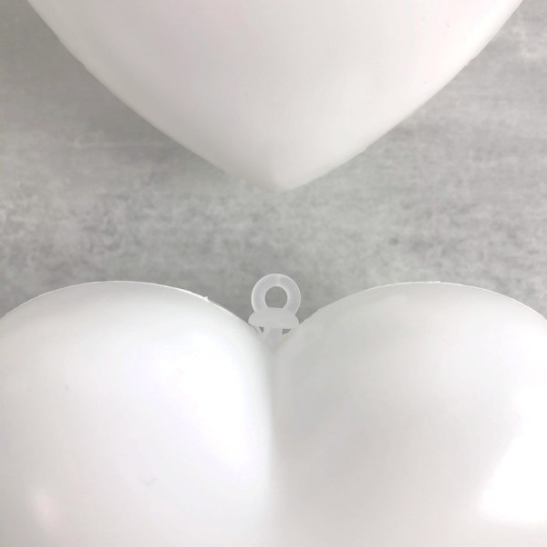 Lot de 4 Coeurs Blancs en plastique non séparable, 9,5 x 8 cm, avec accroches à suspendre, déco roma - Photo n°3