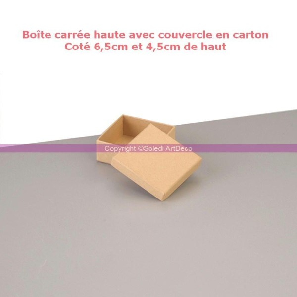 Boîte carrée haute avec couvercle en carton, coté 6,5cm et 4,5cm de haut - Photo n°1