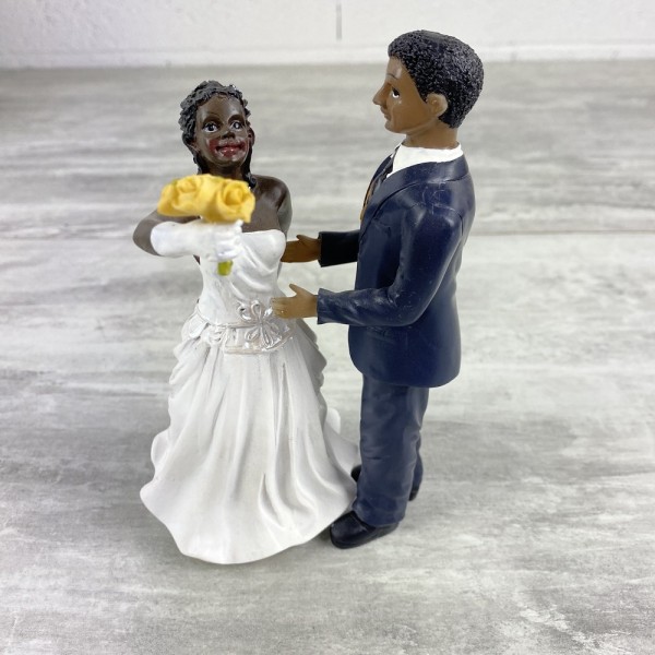 Couple de Mariés Noirs en Résine bouquet dans la main, 15 cm, figurines pièce montée et mariage - Photo n°4