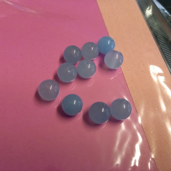 Dix perles bleu clair transparente 1 cm - Photo n°1