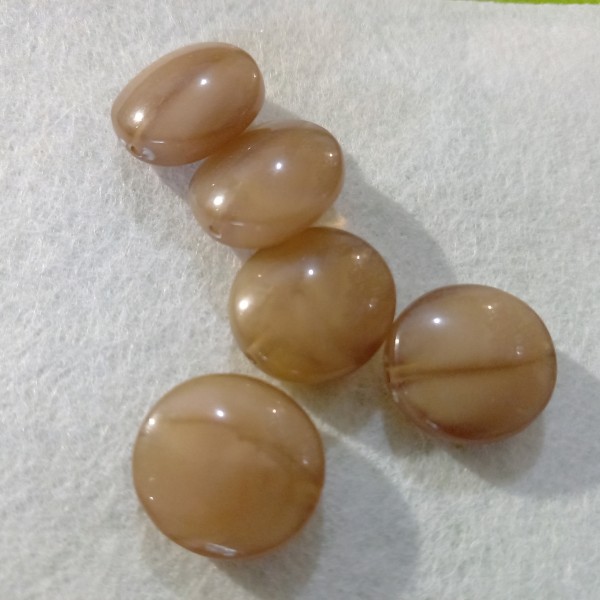 Perles rondes x5 en résine, 2cm - Photo n°1