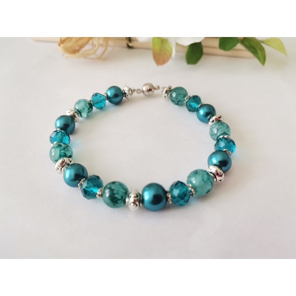 Kit bracelet perles en verre ton bleu turquoise et apprêts argent mat - Photo n°1