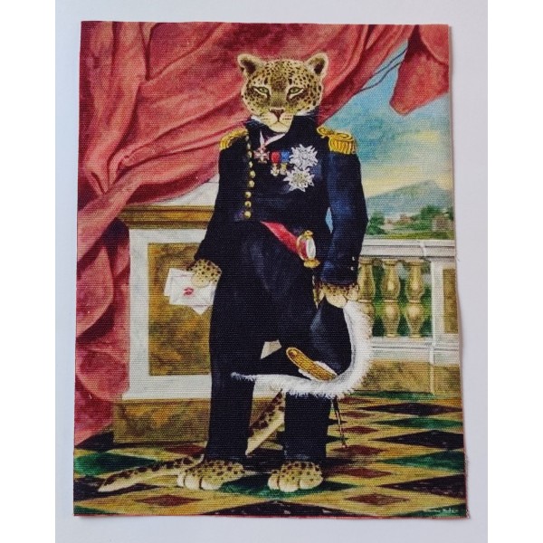 Coupon tissu - léopard en costume militaire - coton épais - 15x20cm - Photo n°1