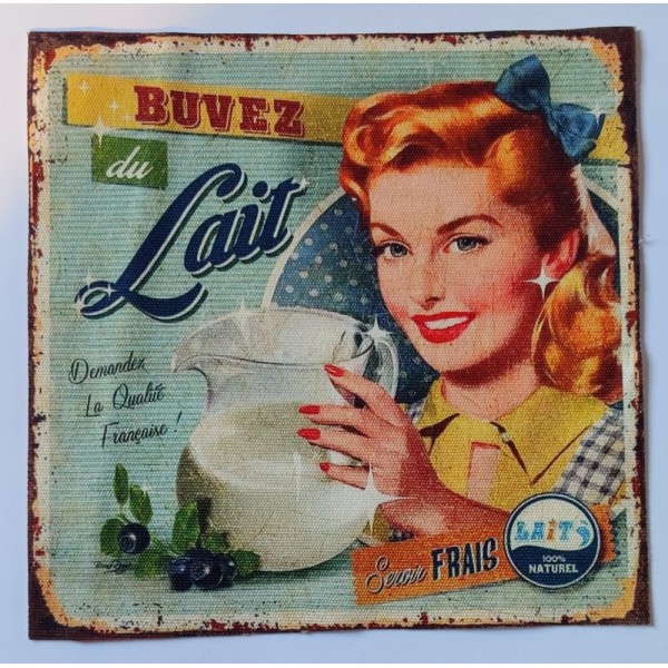 Coupon tissu - publicité pour du lait - style vintage - coton épais - 15x14.5cm - Photo n°1