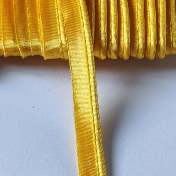 Passepoil satin jaune tournesol - 12mm - vendu au mètre - P30 - Photo n°1