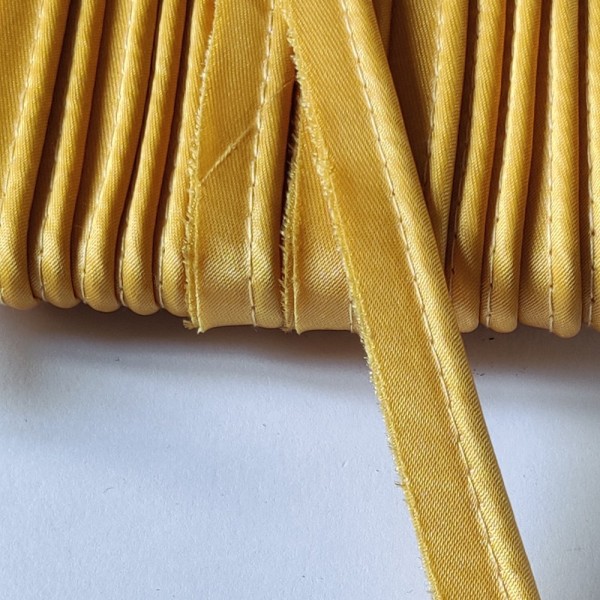 Passepoil satin jaune moutarde - 12mm - vendu au mètre - P31 - Photo n°1