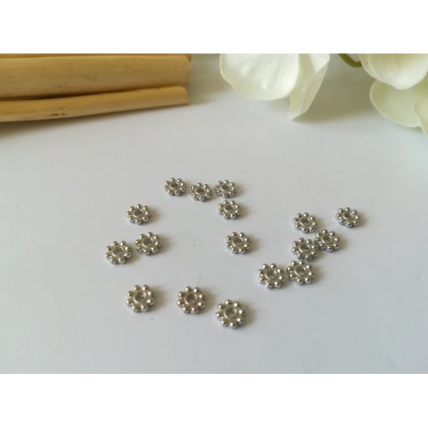Perles métal intercalaires fleur 5 mm argent mat x 50 - Photo n°3